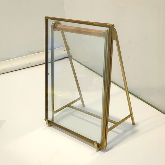 NWOT Modern Glass Brass Two-Piece 6 x 8 Inch Picture Frame with Stand - Picture 2 of 5
